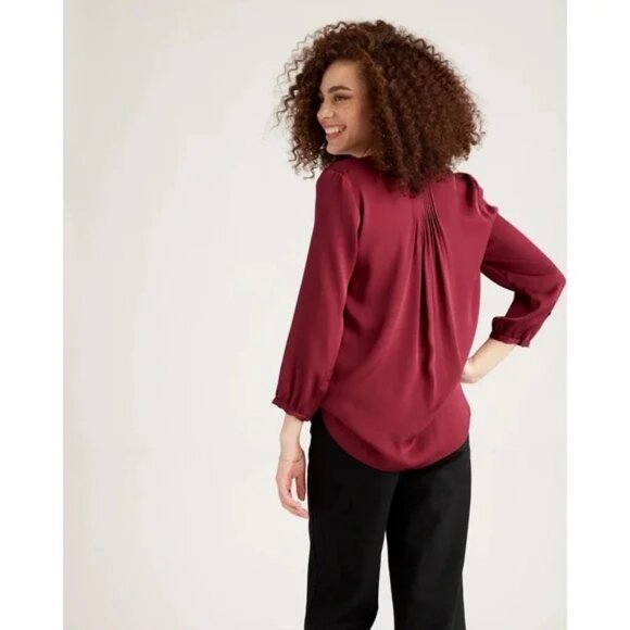 Quince Burgundy Washable Silk Pleat Back Shirt sz S NWOT - Picture 5 of 6